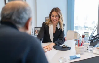 Senior meeting with an advisor about requesting a trust accounting in California